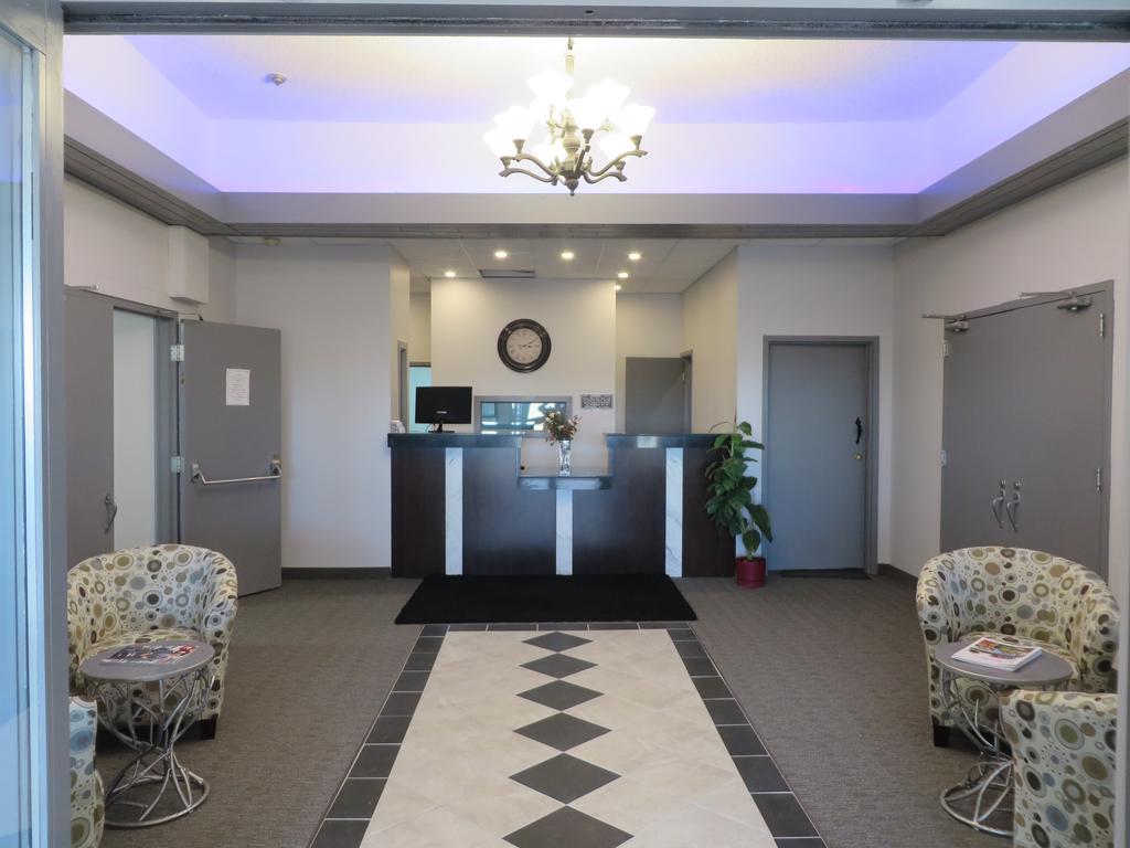 Travelodge By Wyndham Rosetown Εξωτερικό φωτογραφία